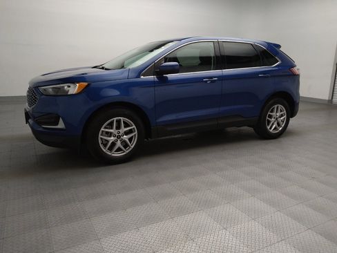 Used 2023 Ford Edge SEL image 2