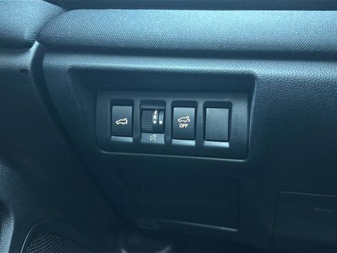 Used 2022 Subaru Outback Premium image 26