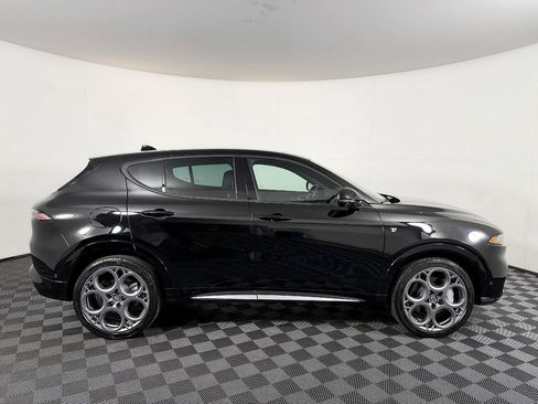 Used 2024 Alfa Romeo Tonale Ti AWD/4WD image 7