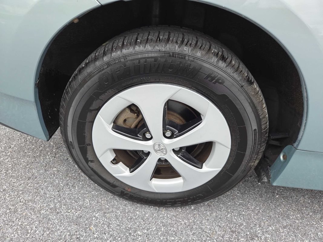 Used 2013 Toyota Prius Two FWD image 29