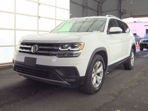 Used 2019 Volkswagen Atlas S image 1