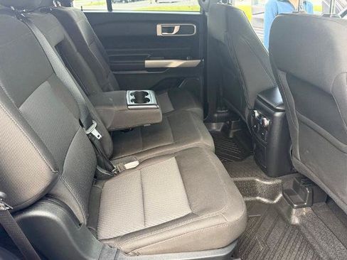 Certified 2022 Ford Explorer XLT AWD/4WD image 39