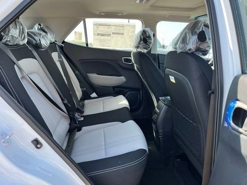 New 2026 Hyundai Venue SEL FWD image 20