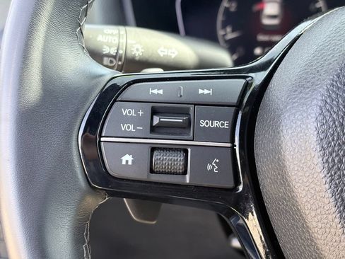 Used 2025 Honda Civic Sport image 12