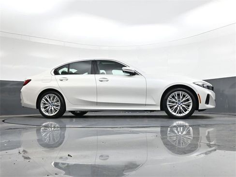 Used 2024 BMW 330e w/ Premium Package image 27