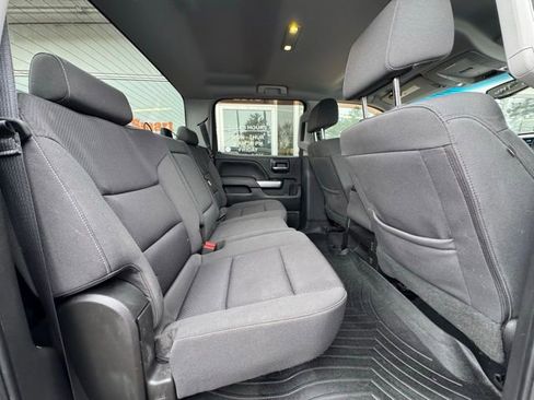 Used 2018 Chevrolet Silverado 1500 LT w/ All Star Edition image 15