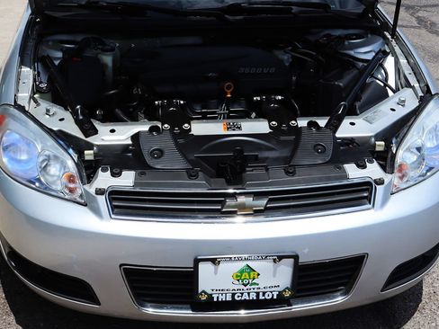 Used 2011 Chevrolet Impala LT FWD image 54
