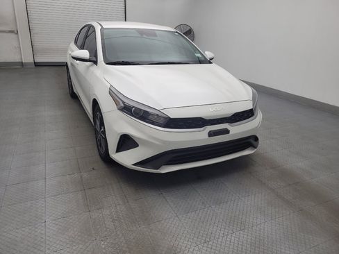 Used 2023 Kia Forte LXS image 14