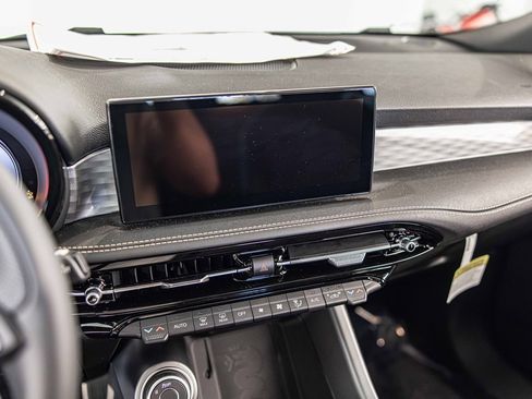 New 2025 Alfa Romeo Tonale w/ Premium Package image 28