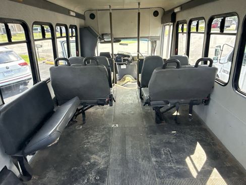 Used 1996 Ford E-350 and Econoline 350 RWD image 17