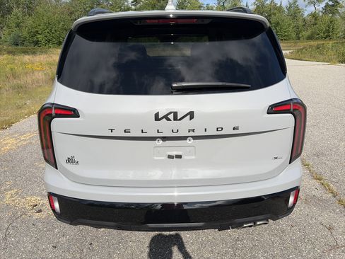 Certified 2025 Kia Telluride SX Prestige X-Line AWD/4WD image 6