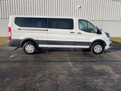 Used 2023 Ford Transit 350 XLT image 14