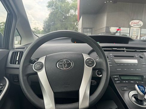 Used 2011 Toyota Prius Two FWD image 11