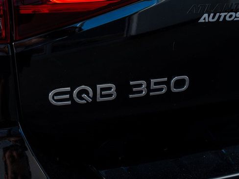 Used 2023 Mercedes-Benz EQB 350 4MATIC SUV w/ Exclusive Package image 25