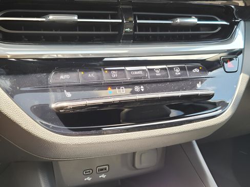 New 2025 Buick Envista Avenir image 33