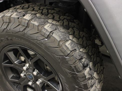 Used 2024 Jeep Wrangler Willys image 10