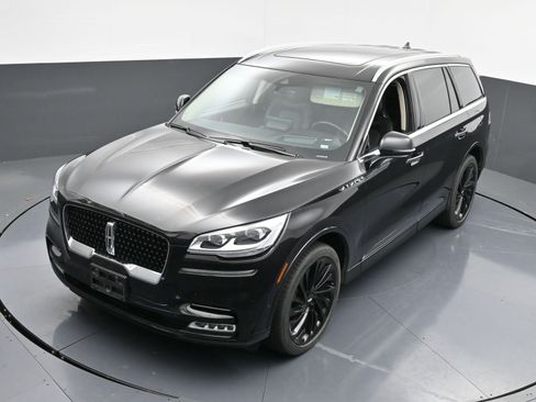 Used 2022 Lincoln Aviator Reserve w/ Equipment Group 201A image 31
