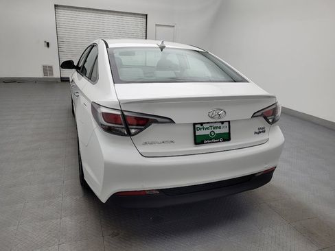 Used 2017 Hyundai Sonata Plug-In Hybrid image 6