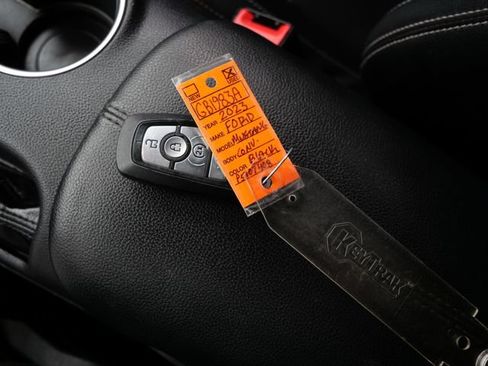 Used 2023 Ford Mustang Premium RWD image 31