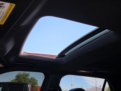 Used 2017 Ford Explorer XLT w/ Equipment Group 202A image 21