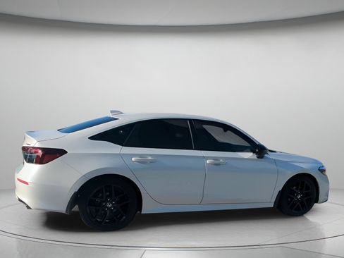 Used 2025 Honda Civic Sport image 30