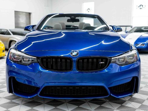 Used 2020 BMW M4 Convertible w/ Competition Package RWD image 4