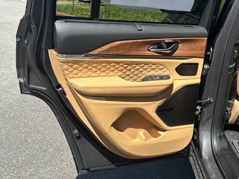 New 2026 Jeep Grand Cherokee Summit AWD/4WD image 21