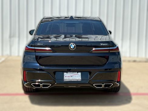Used 2023 BMW 760i xDrive AWD/4WD image 6