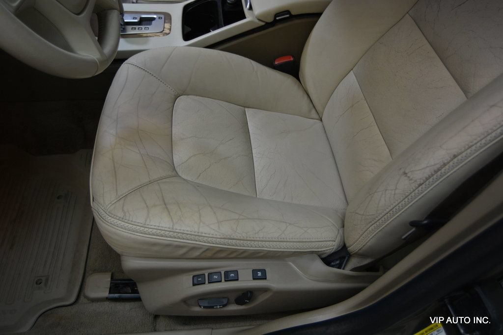 Used 2010 Volvo XC70 3.2 AWD/4WD image 17