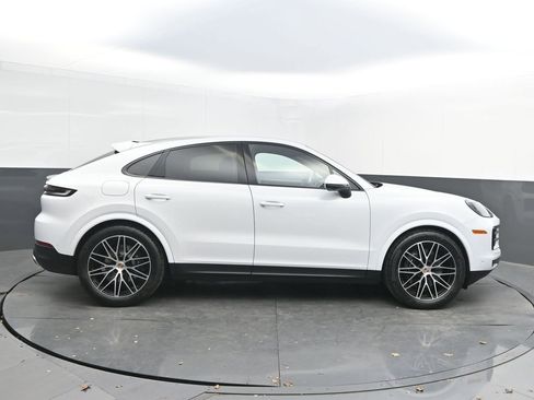 New 2026 Porsche Cayenne Coupe image 8