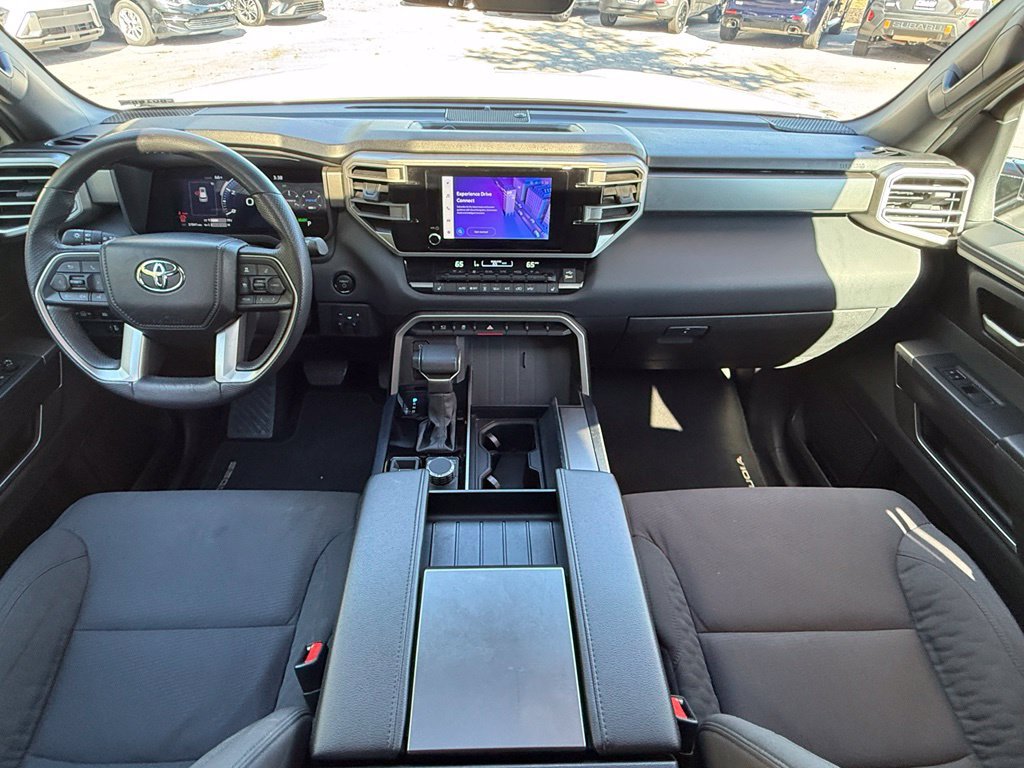 Used 2025 Toyota Sequoia SR5 AWD/4WD image 28