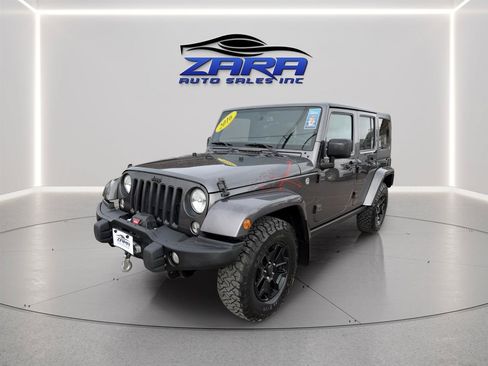 Used 2016 Jeep Wrangler Unlimited Sahara AWD/4WD image 2