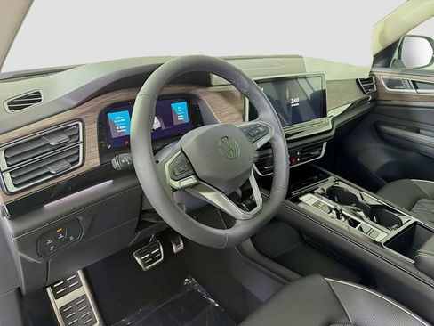 New 2026 Volkswagen Atlas SEL Premium R-Line AWD/4WD image 9