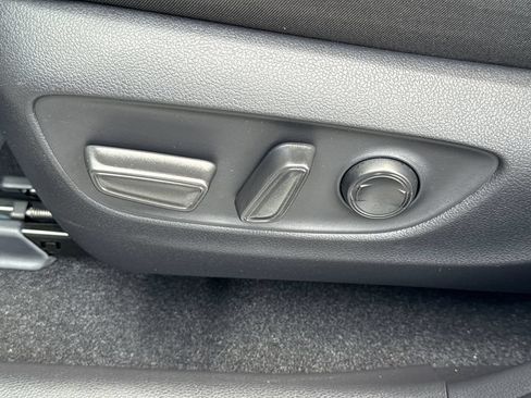 Used 2025 Toyota RAV4 XLE w/ Convenience Package AWD/4WD image 27