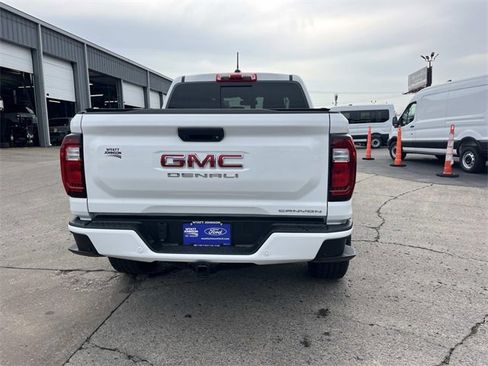 Used 2024 GMC Canyon Denali image 4