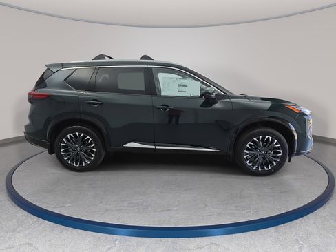 New 2026 Nissan Rogue Platinum AWD/4WD image 4