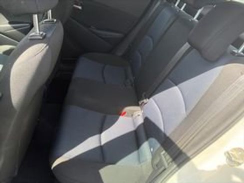 Used 2020 Toyota Yaris LE image 6