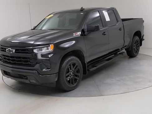 Used 2024 Chevrolet Silverado 1500 RST w/ Z71 Off-Road Package AWD/4WD image 20