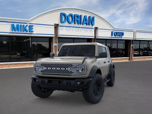 New 2026 Ford Bronco Badlands AWD/4WD image 2