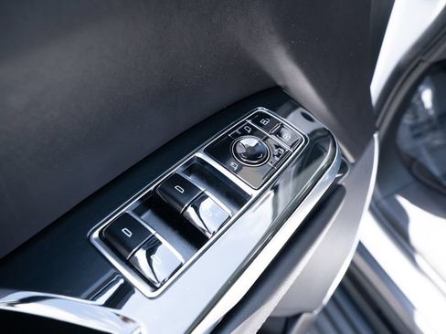 Used 2025 Cadillac Escalade V AWD/4WD image 24