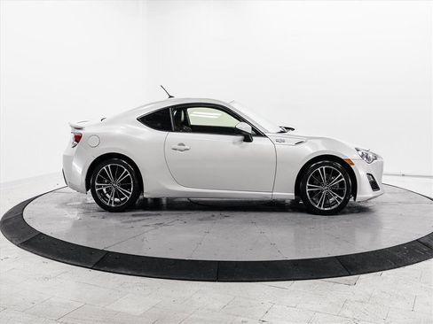 Used 2014 Scion FR-S 2DR CPE AUTO image 11