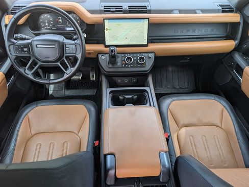 Used 2023 Land Rover Defender 110 X AWD/4WD image 21