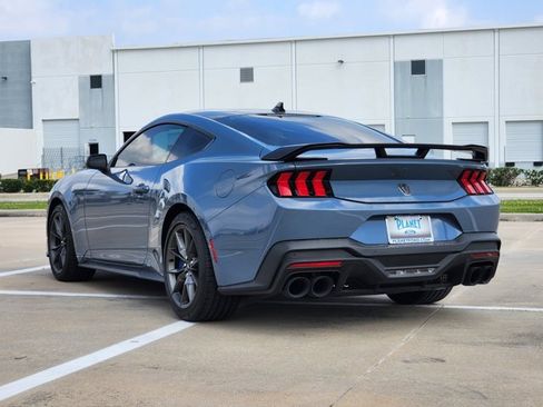 New 2025 Ford Mustang Dark Horse image 4