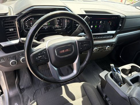 Used 2025 GMC Sierra 2500 SLE w/ SLE Value Package; AWD/4WD image 18
