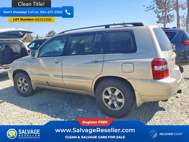 Used 2005 Toyota Highlander 2WD V6 w/ Appearance Pkg image 3