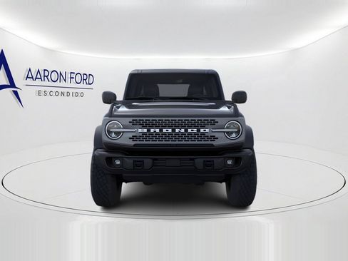 New 2025 Ford Bronco Badlands w/ Sasquatch Package AWD/4WD image 7