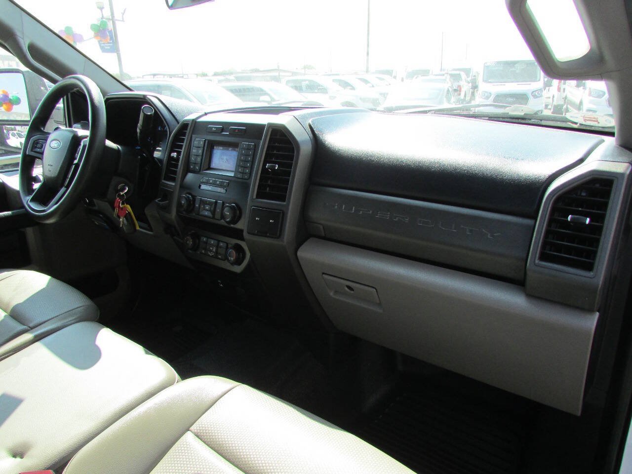 Used 2021 Ford F250 XL w/ Power Equipment Group RWD image 19