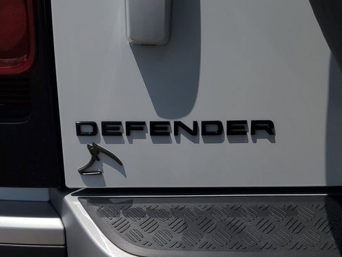 Certified 2025 Land Rover Defender 90 S AWD/4WD image 6