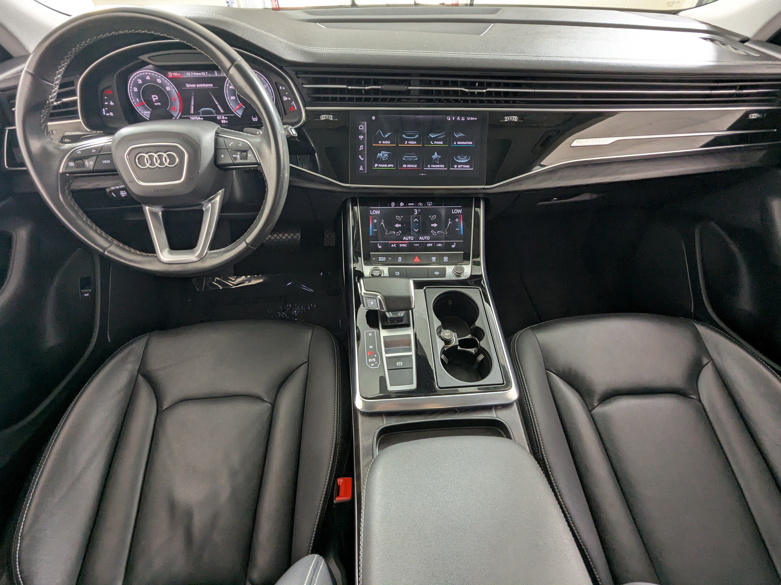 Certified 2023 Audi Q8 Premium w/ Convenience Package AWD/4WD image 10