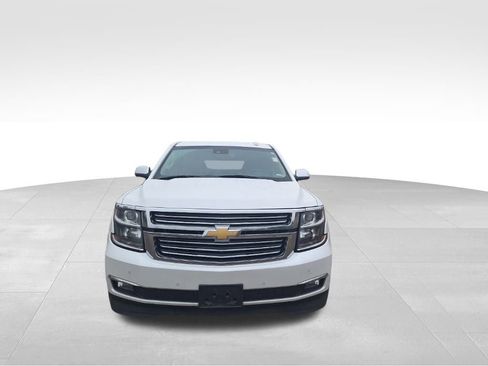 Used 2017 Chevrolet Suburban Premier image 5